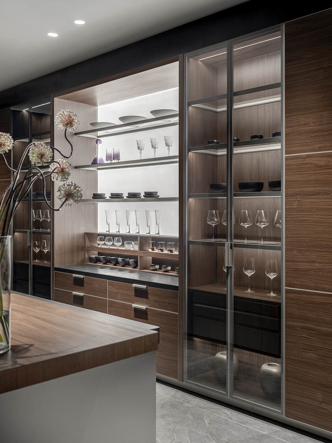 曲美33周年鎏金献礼：B8・AIR系列首发，重构意式简奢生活美学